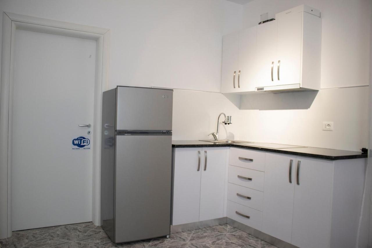 Vila Shehaj Luxury Apartment Vlorë Exterior foto
