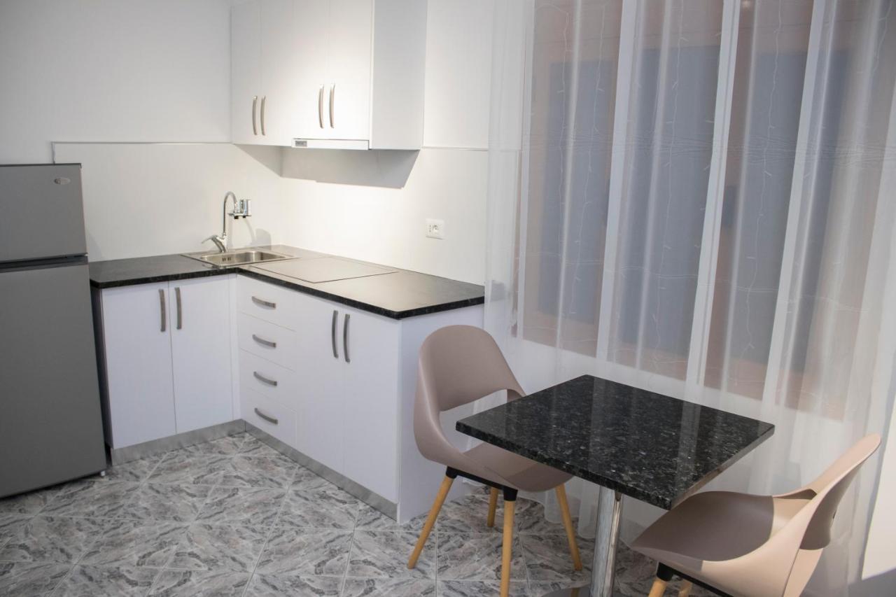 Vila Shehaj Luxury Apartment Vlorë Exterior foto