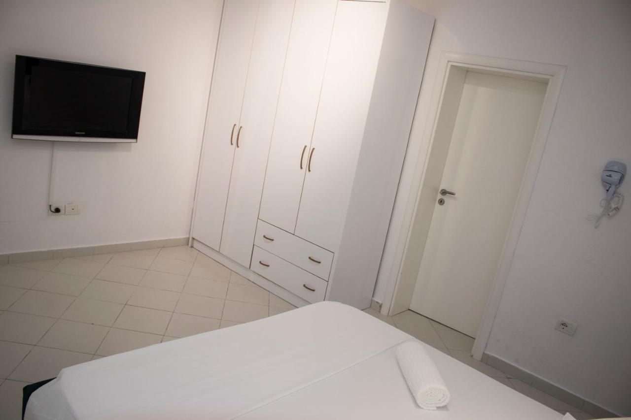 Vila Shehaj Luxury Apartment Vlorë Exterior foto