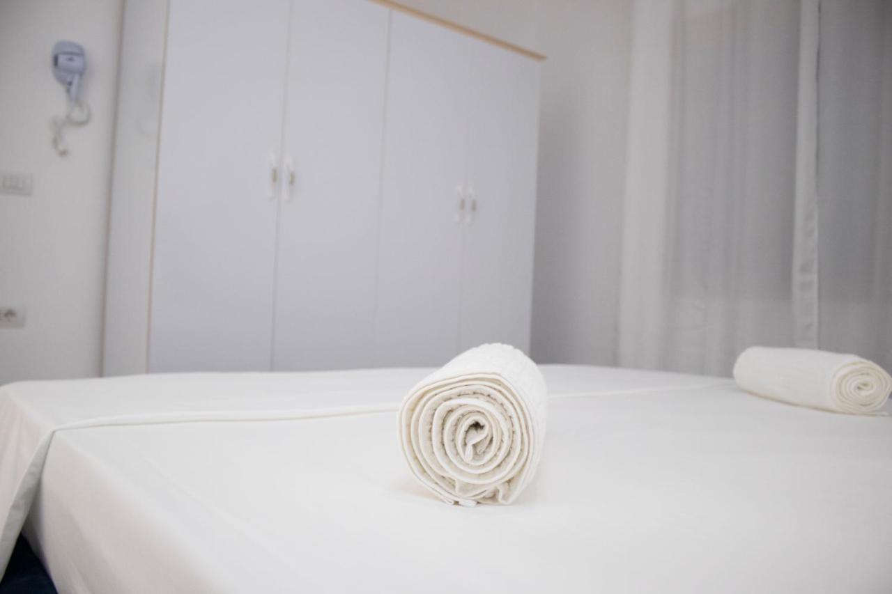 Vila Shehaj Luxury Apartment Vlorë Exterior foto