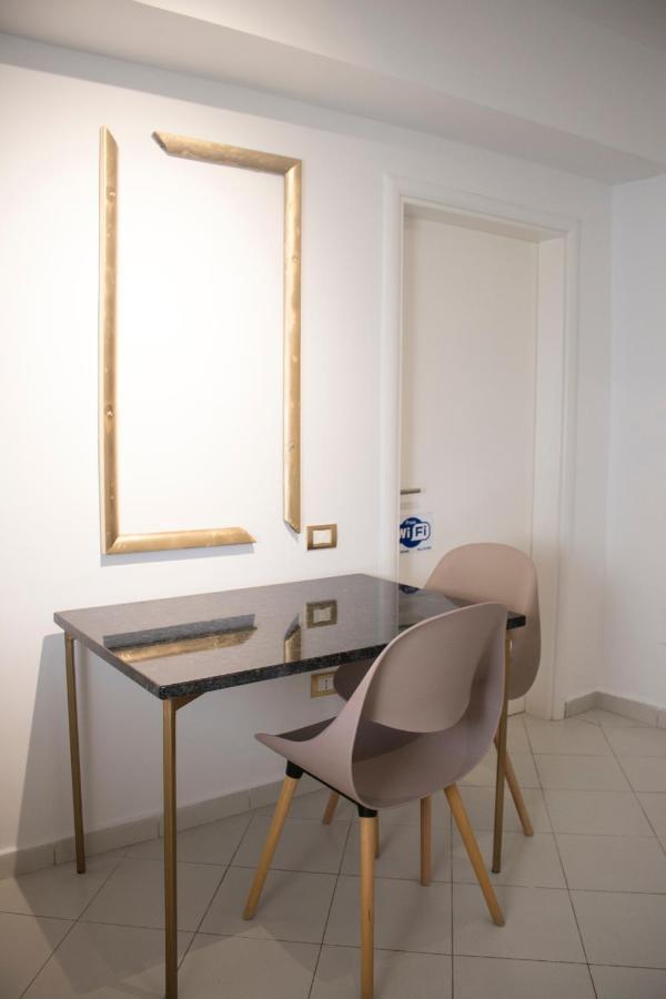 Vila Shehaj Luxury Apartment Vlorë Exterior foto
