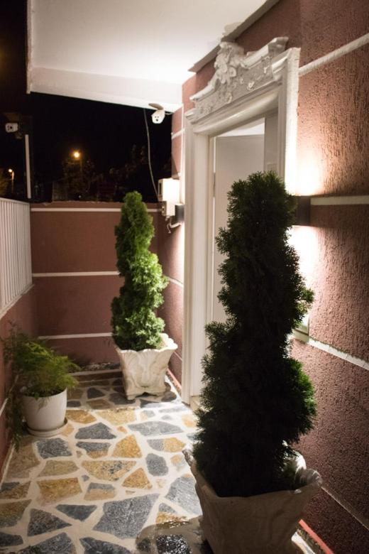 Vila Shehaj Luxury Apartment Vlorë Exterior foto